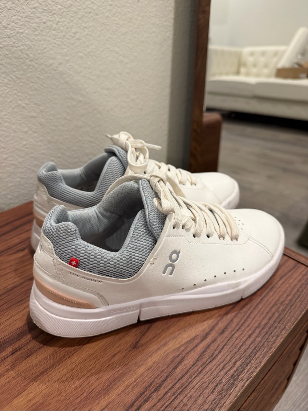 On Running Women's Cream and Light Gray Sneakers